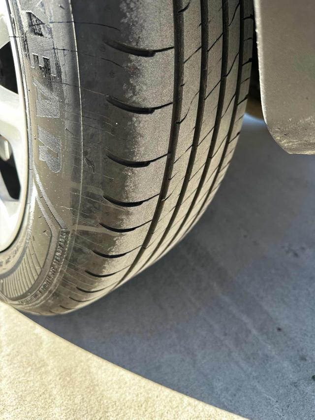 NISSAN Qashqai 1.2 DIG-T Tekna OK NEOPATENTATO