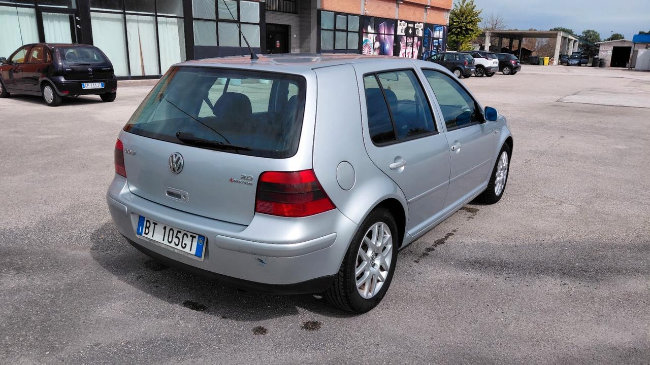 Volkswagen Golf 2.0 cat 5p. 4motion Highline