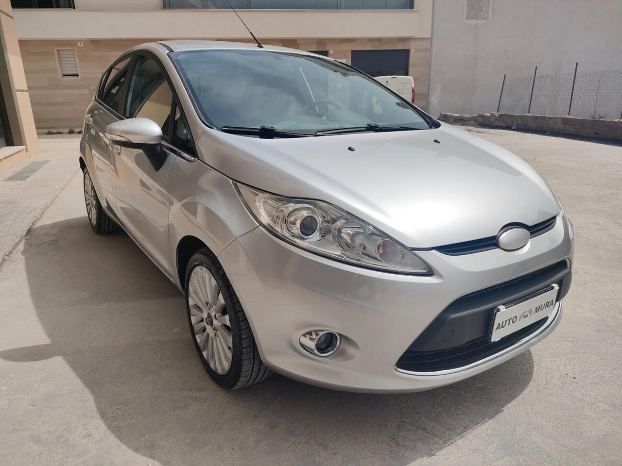 Ford Fiesta 1.2 82 CV 5P Titanium NEOPATENTATI OK !!!