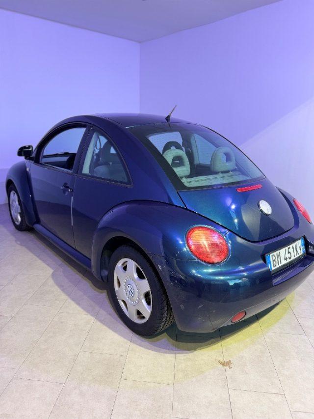 VOLKSWAGEN New Beetle 1.9 TDI