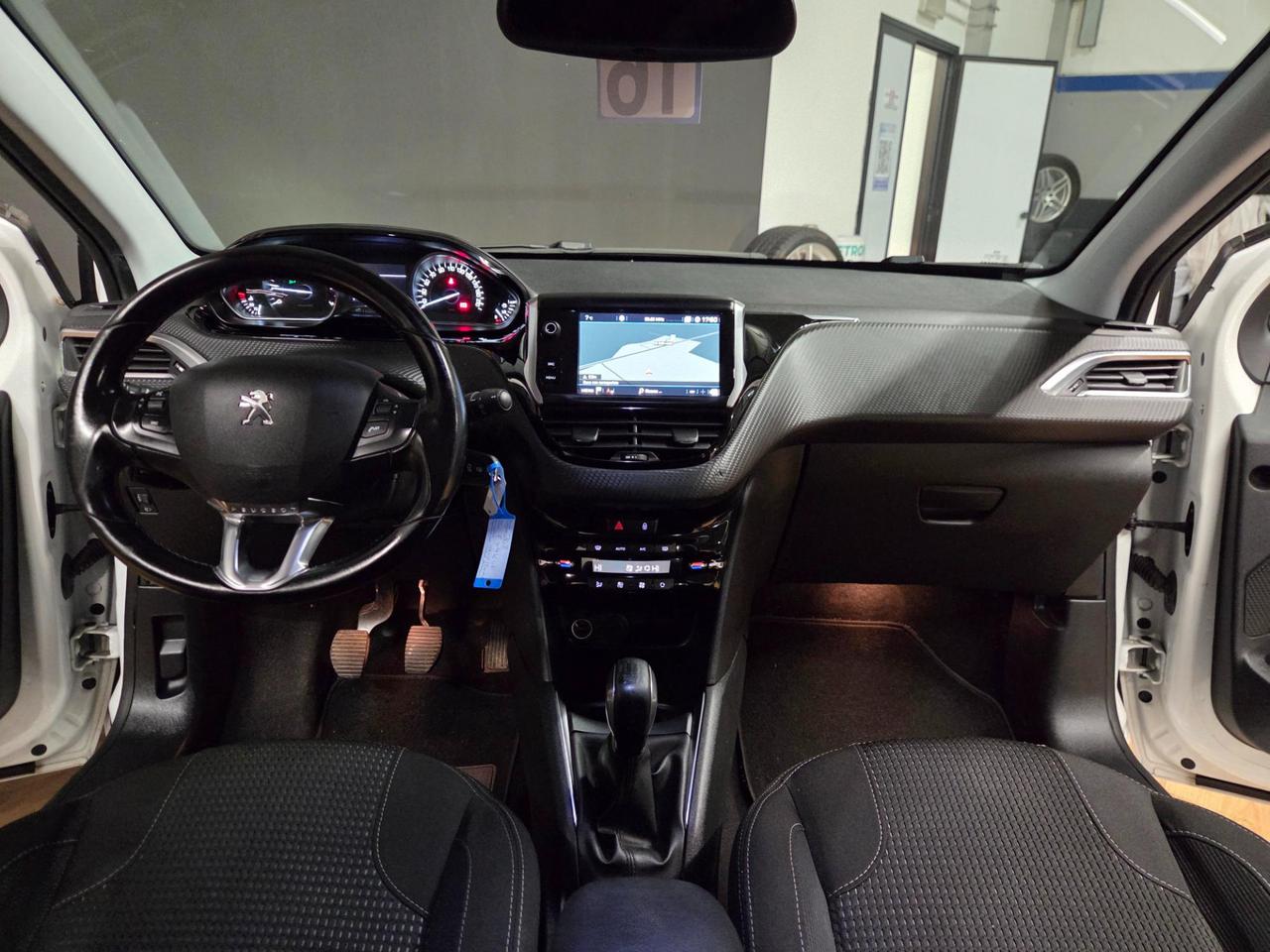 Peugeot 208 5 Porte 208 5p 1.2 puretech Allure s&s 82cv my18