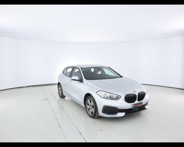 BMW 118 d 5p. Business Advantage