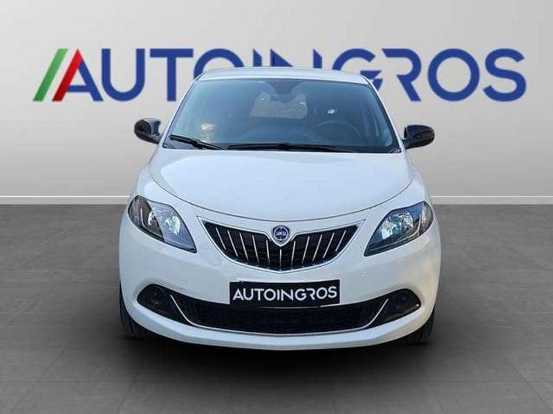 Lancia Ypsilon 1.0 firefly hybrid Silver s