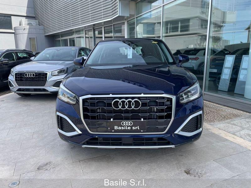 Audi Q2 30 TFSI Business Advanced