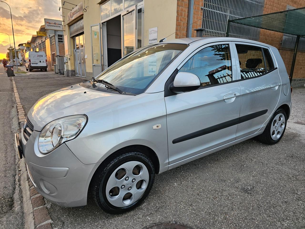 Kia Picanto 1.0 60cv Life Bi-Fuel*Impianto GPL*Neopatentati