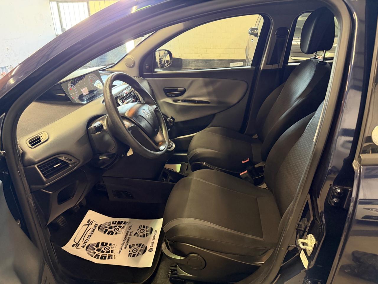 Lancia Ypsilon 1.2 69 CV 5 porte GPL Ecochic Unyca