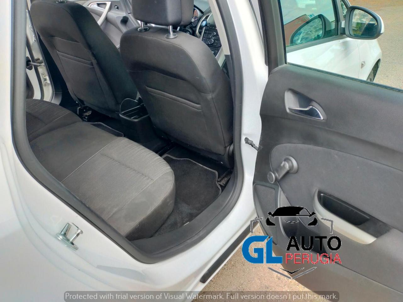 Opel Astra 1.4 Sports Tourer Elective neopatentati