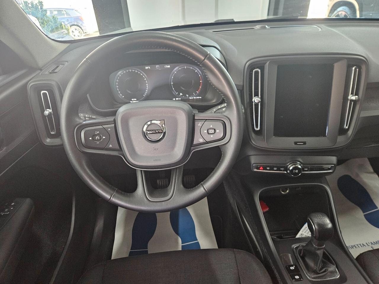 Volvo XC40 2.0 Business awd my20 - IVA ESPOSTA