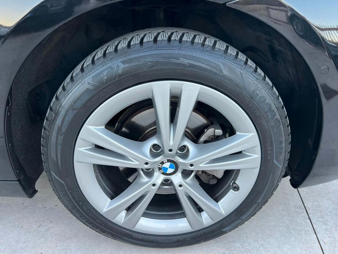 Bmw Serie 2 Gran Tourer 216d Advantage 7POSTI