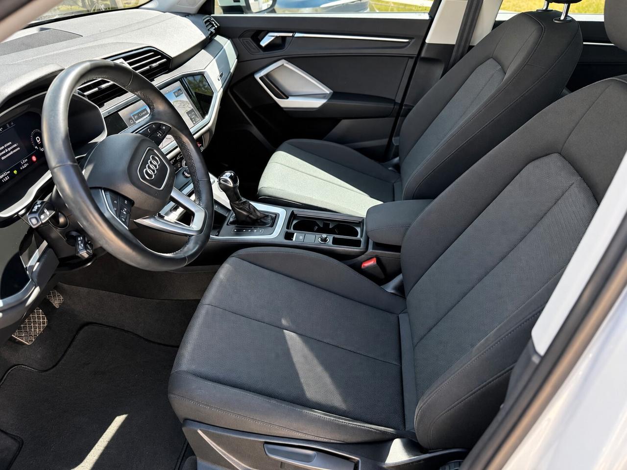 Audi Q3 35 TDI S tronic Business Advanced