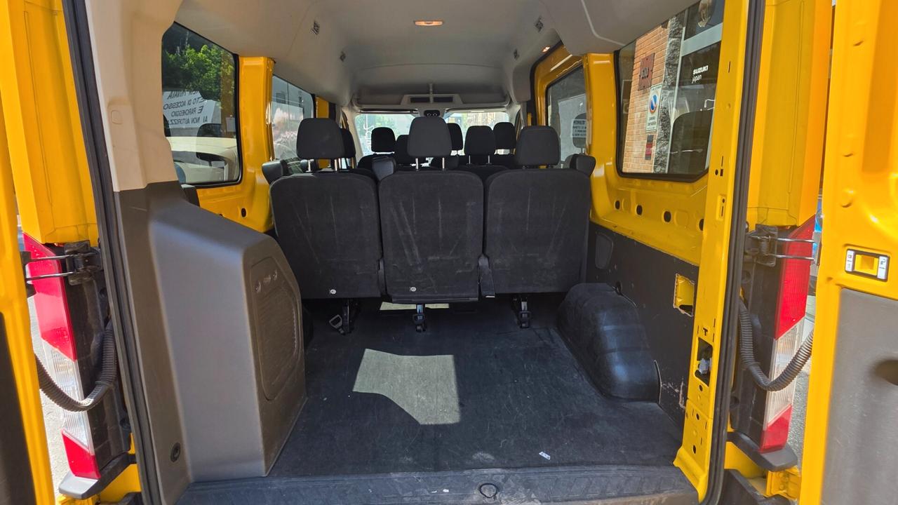 Ford Transit 330 2.0TDCi EcoBlue 130CV PL-TM Combi Trend