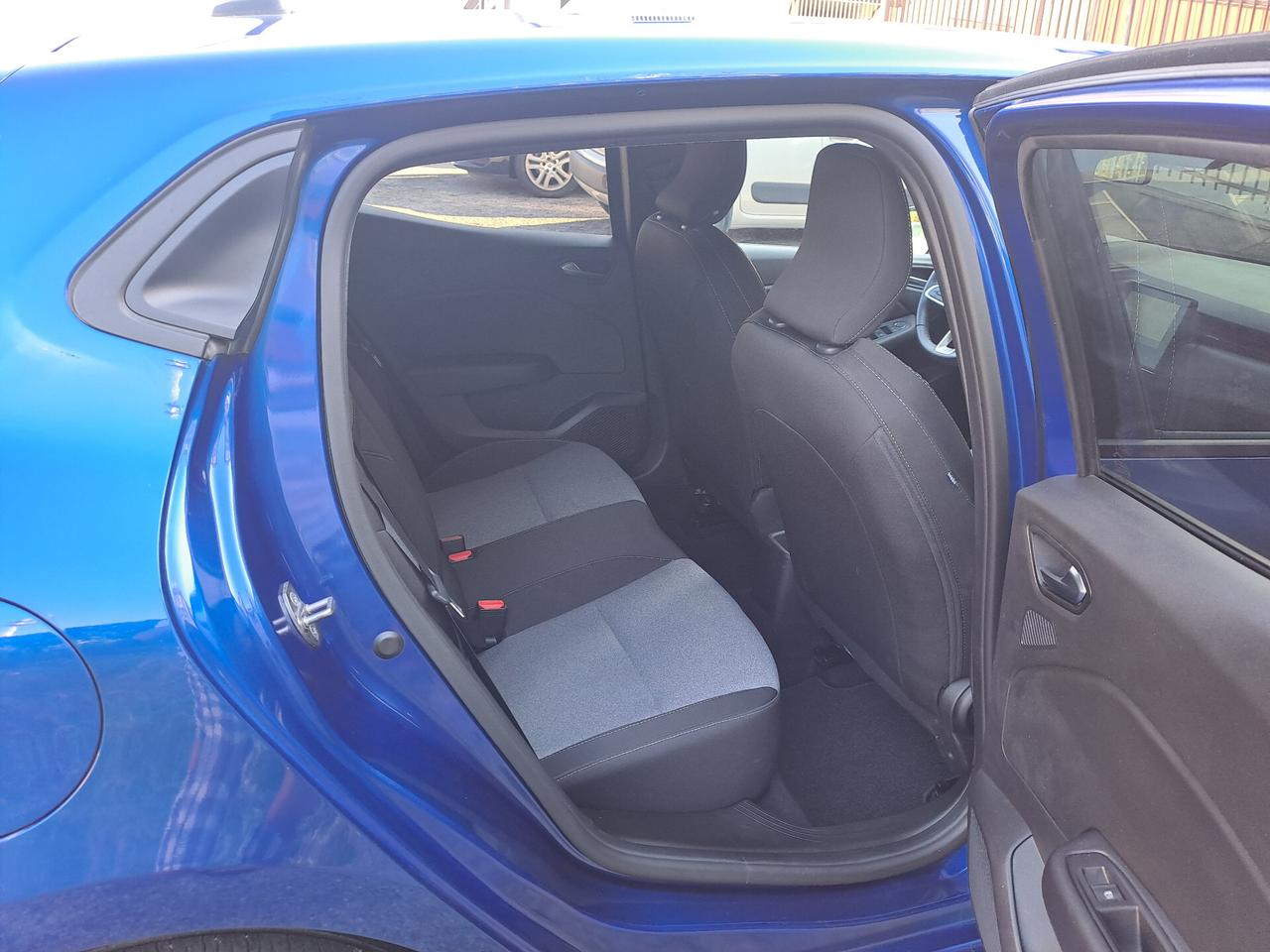 Mitsubishi Colt 1.0L turbo 90 CV Invite