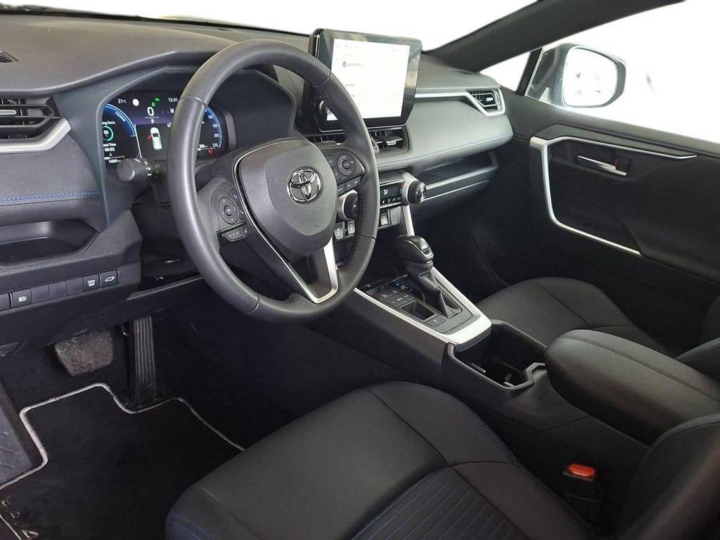 Toyota RAV4 2.5 VVT-iE Hybrid Style 2WD E-CVT