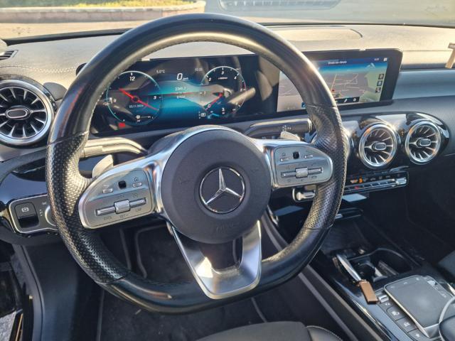 MERCEDES-BENZ CLA 200 d Automatic Premium