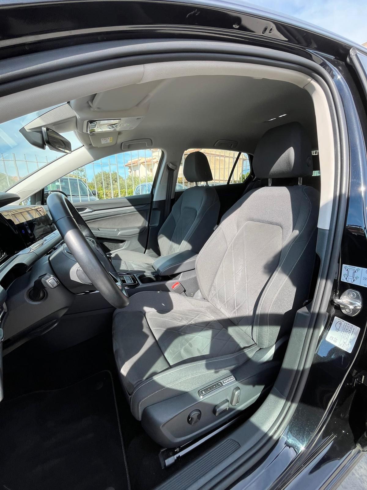 Volkswagen Golf 2.0 TDI SCR Style