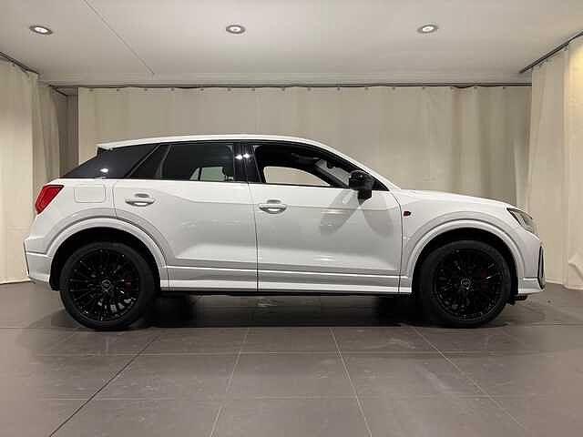 Audi SQ2 S TFSI quattro S tronic
