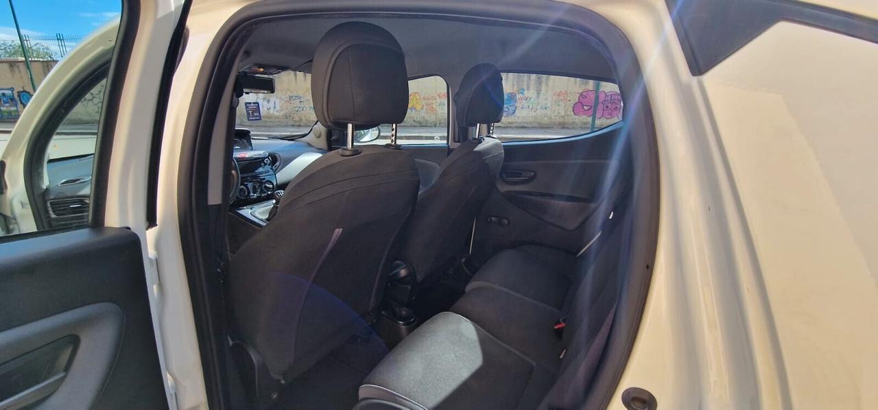 Lancia Ypsilon 1.2 69 CV 5 porte GPL Ecochic Mya Con BLOCKSHAFT