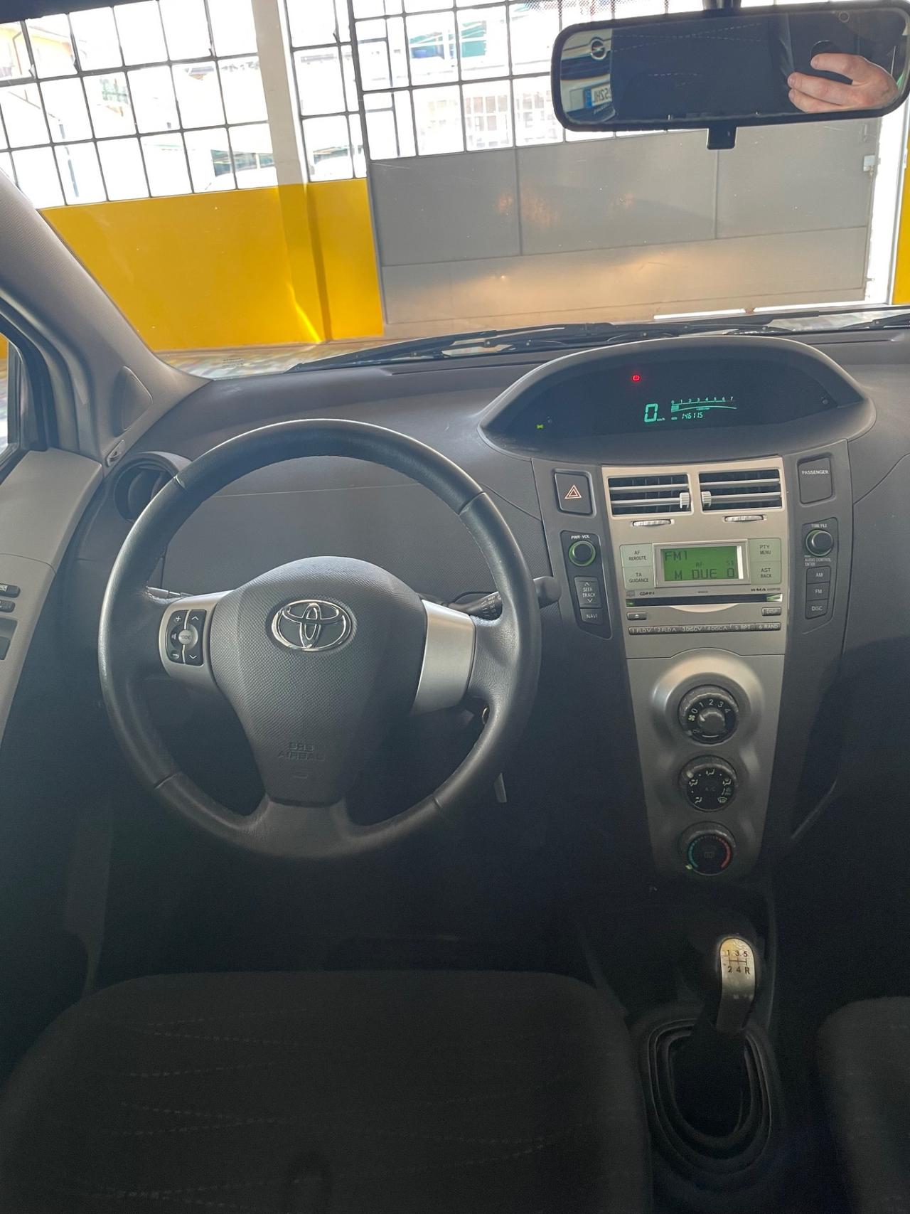 Toyota Yaris 1.3 5 porte