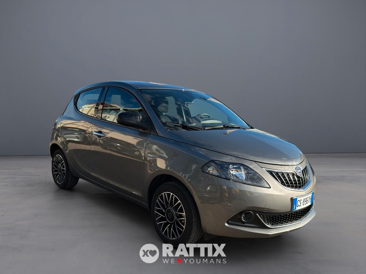 Lancia Ypsilon 1.0 Firefly Hybrid 70CV Platino