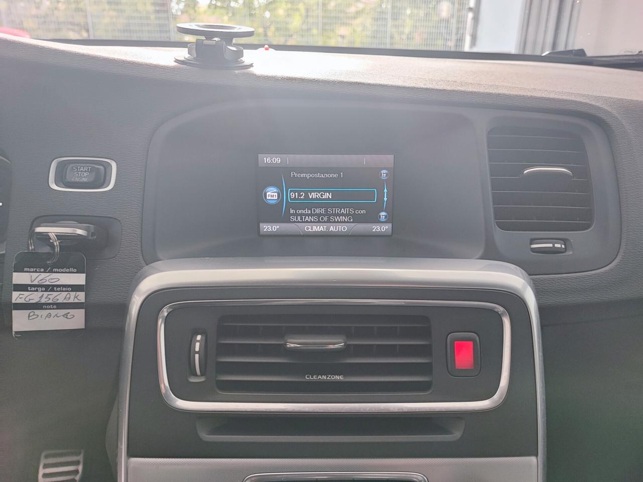 Volvo V60 D2