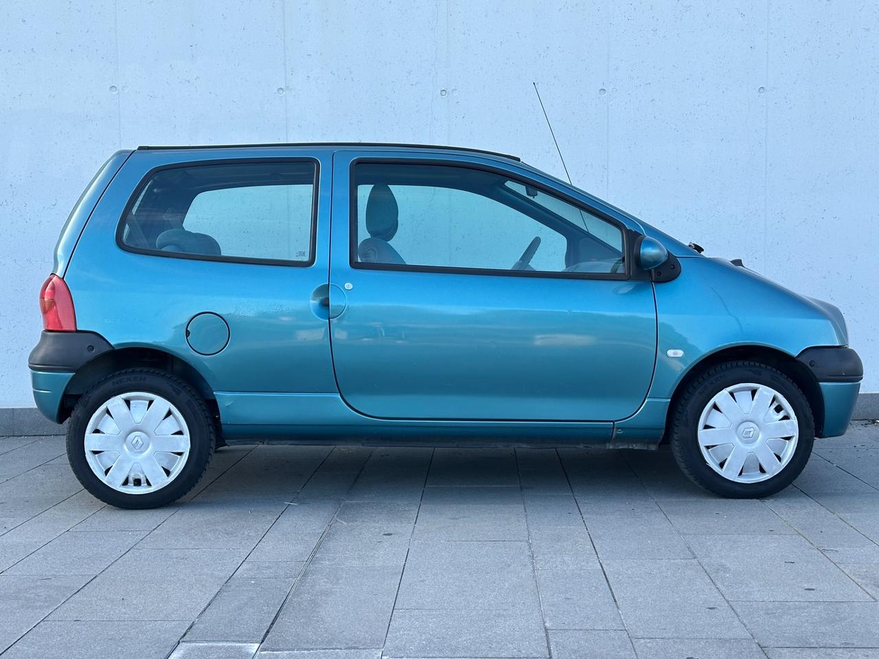 Renault Twingo 1.2i cat Neopatentati