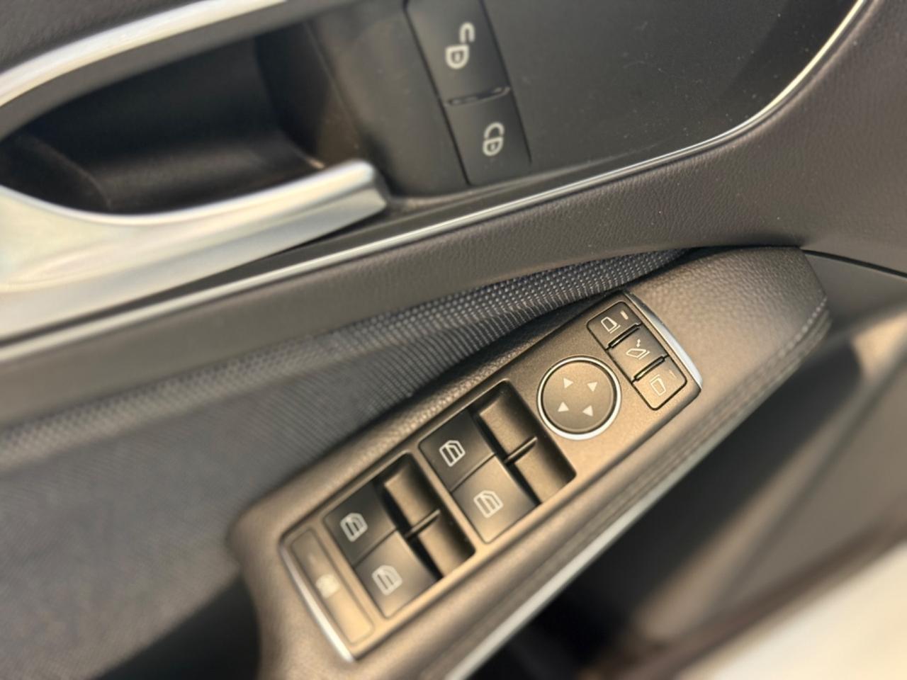 Mercedes-benz GLA 180 d Automatic Sport