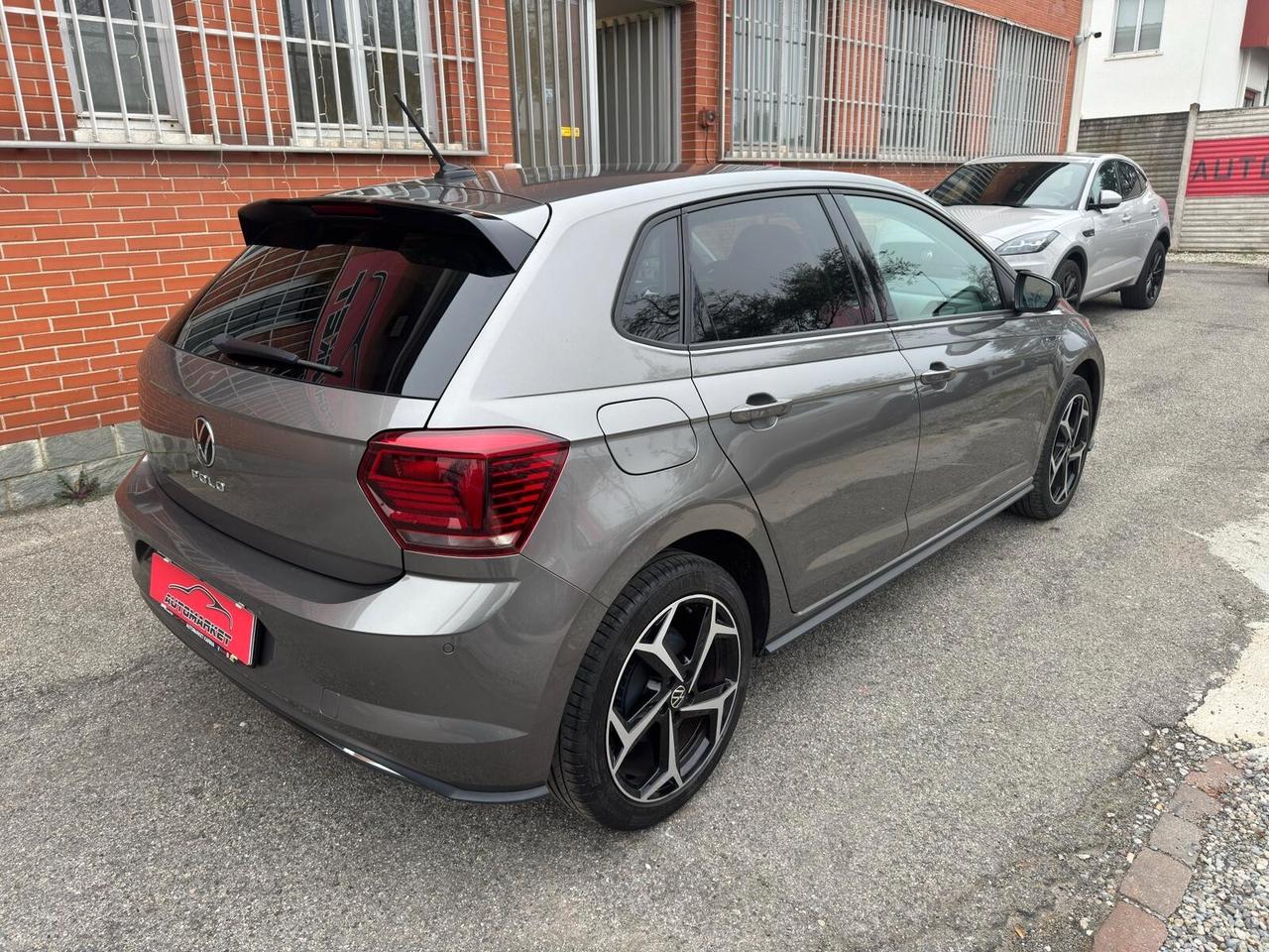 Volkswagen Polo 1.0 TSI 110CV R-line