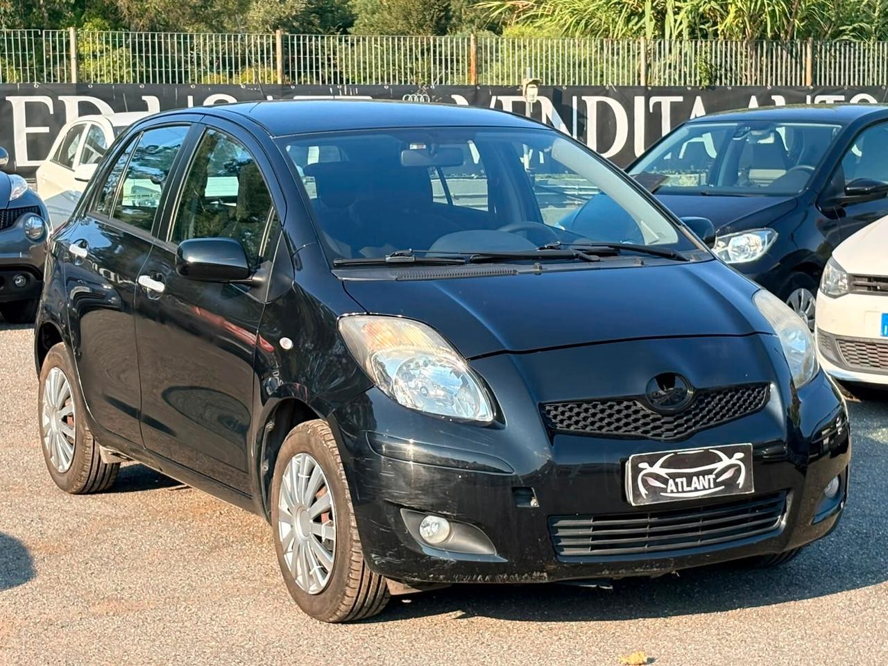 Toyota Yaris 1.0 5 porte Sol