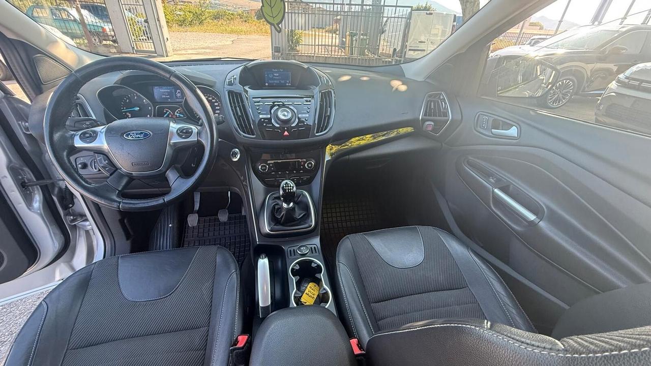 Ford Kuga 2.0 TDCI 150 CV S&S 4WD Titanium