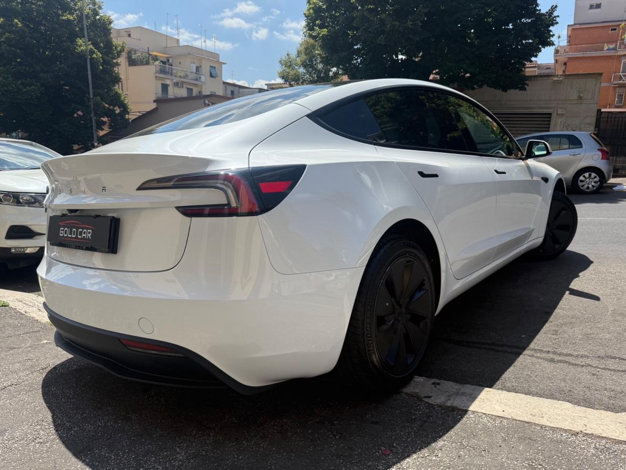 Tesla Model 3 Model 3 Long Range RWD