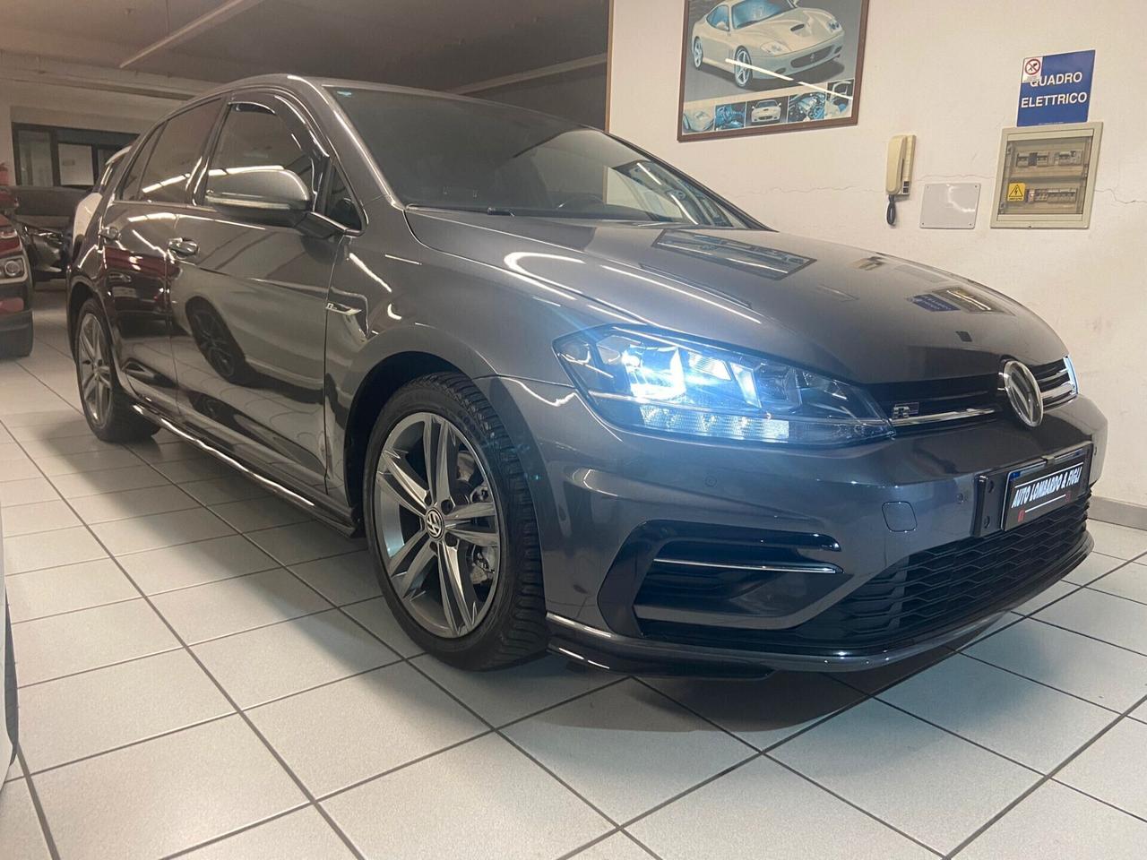 Volkswagen Golf 7.5 TDI 115 CV DSG RLINE PACK