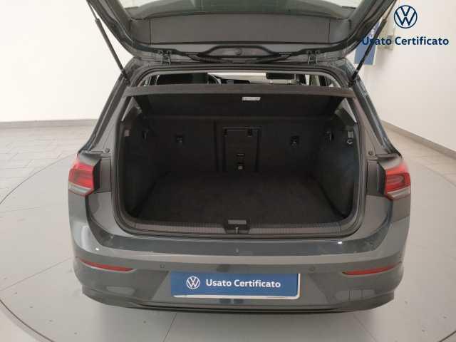 Volkswagen Golf 8ª serie 1.0 eTSI EVO DSG Life