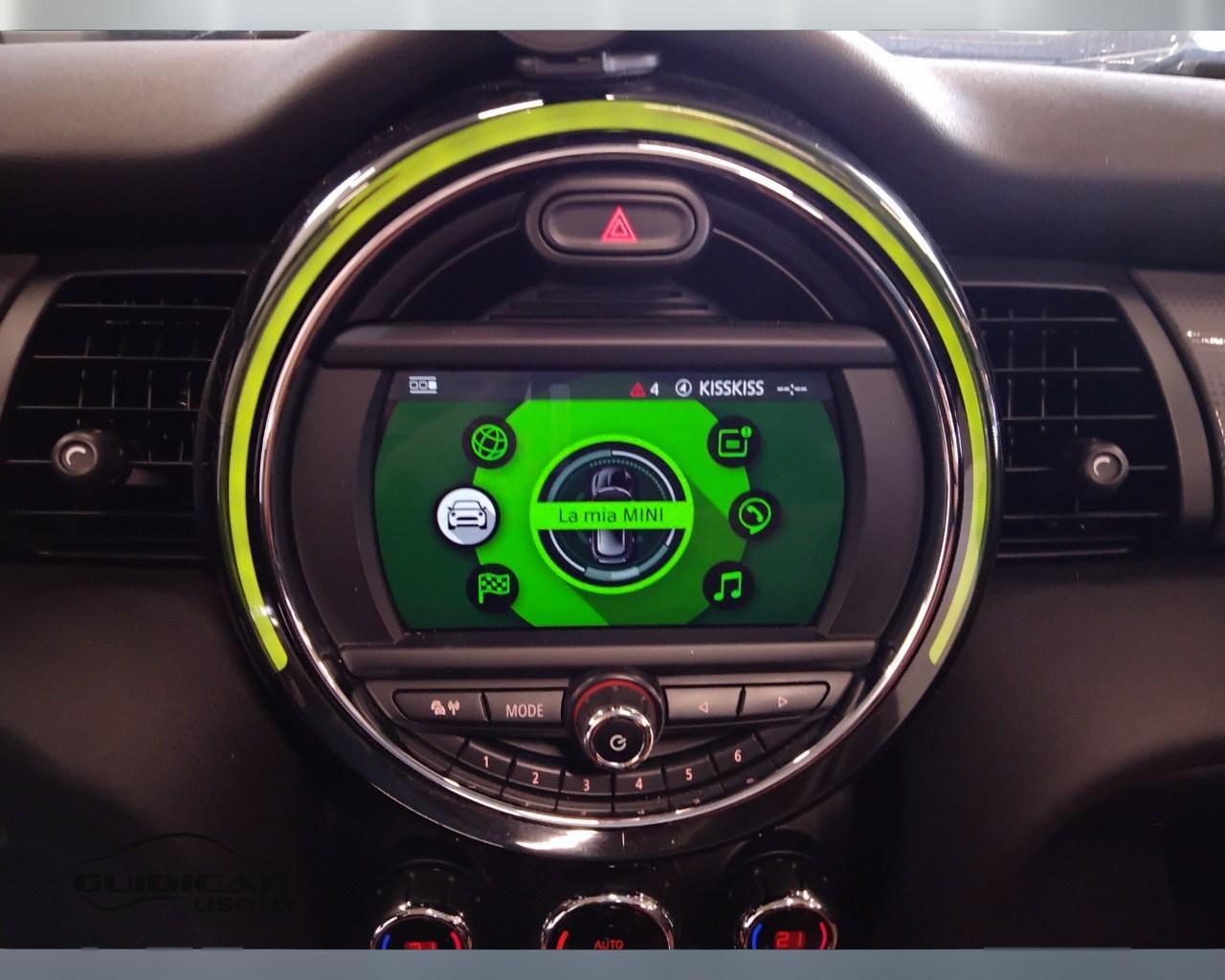 MINI Mini IV F57 2018 Cabrio - Mini Cabrio 1.5 Cooper auto
