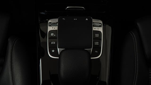 MERCEDES-BENZ A 180 d Auto IVA NEOPATENTATI PERFETTA