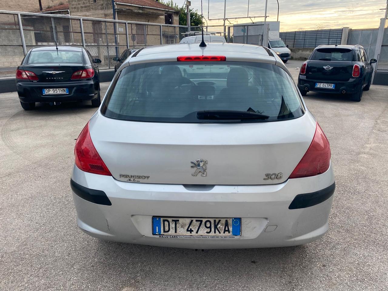 Peugeot 308 1.4cc benzina(PRIVATO)-2008