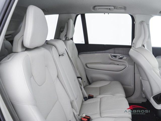 VOLVO XC90 2.0 b5 Plus Bright awd 7p.ti auto