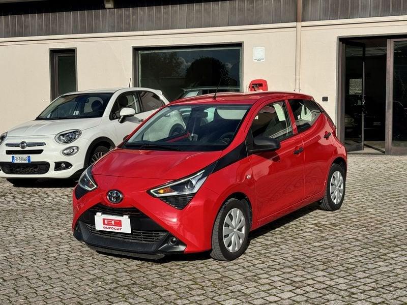 Toyota Aygo Aygo Connect 1.0 VVT-i 72CV 5 porte x-business light