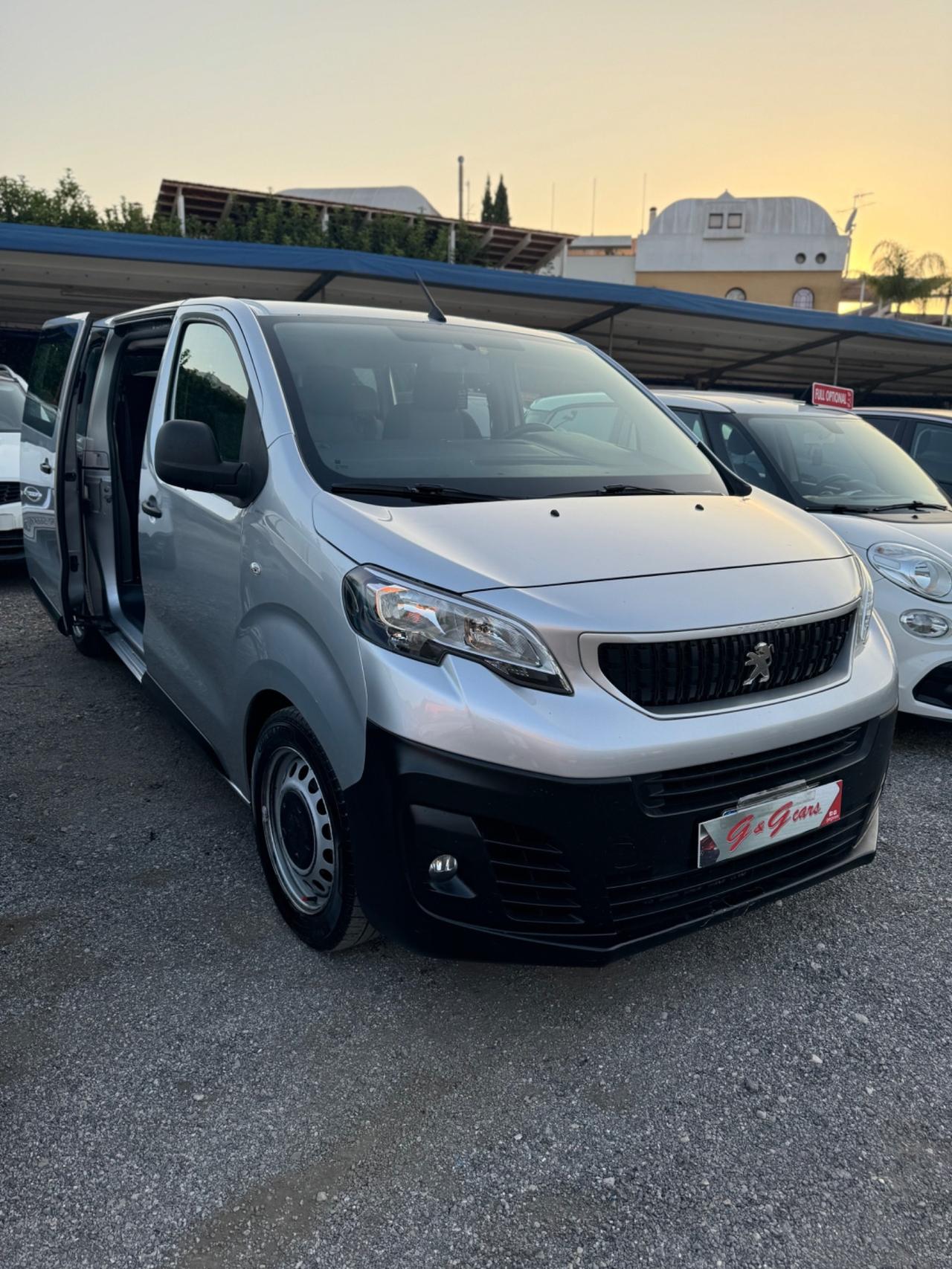 Peugeot Expert BlueHDi 120 S&S PC-TN Combi Compact