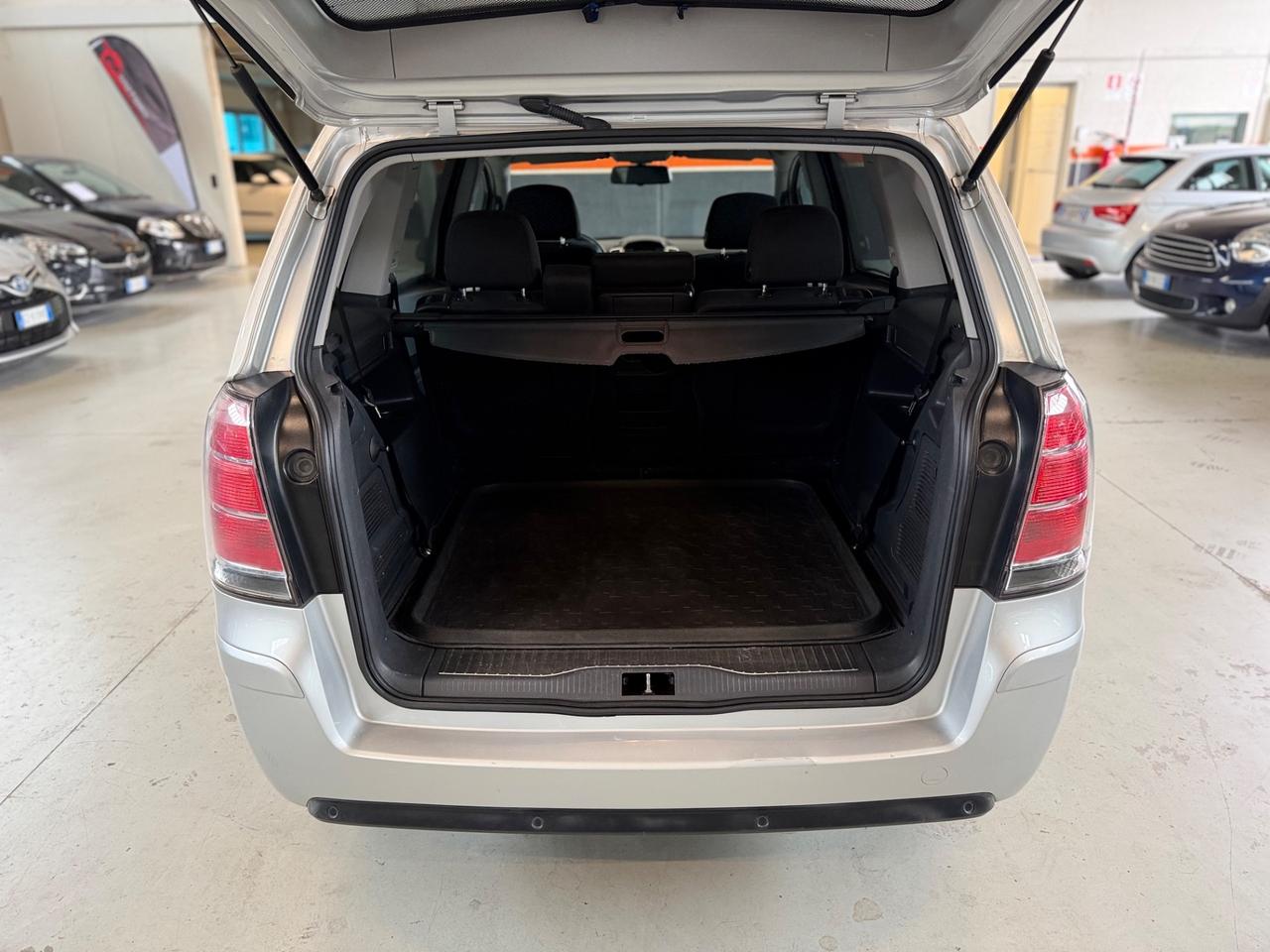 Opel Zafira EDITION GPL 7 POSTI NEOPATENTATI