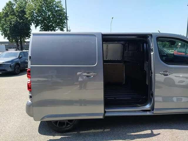 Opel Vivaro 1.5 Diesel 120cv M 3 Posti KM ZERO