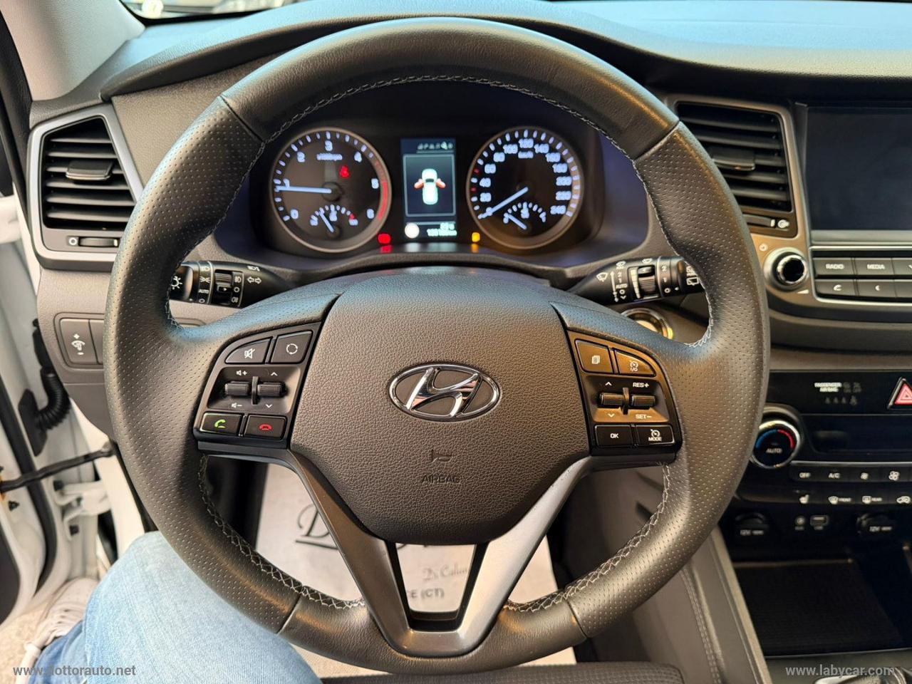 HYUNDAI Tucson 1.7 CRDi Sound Edition