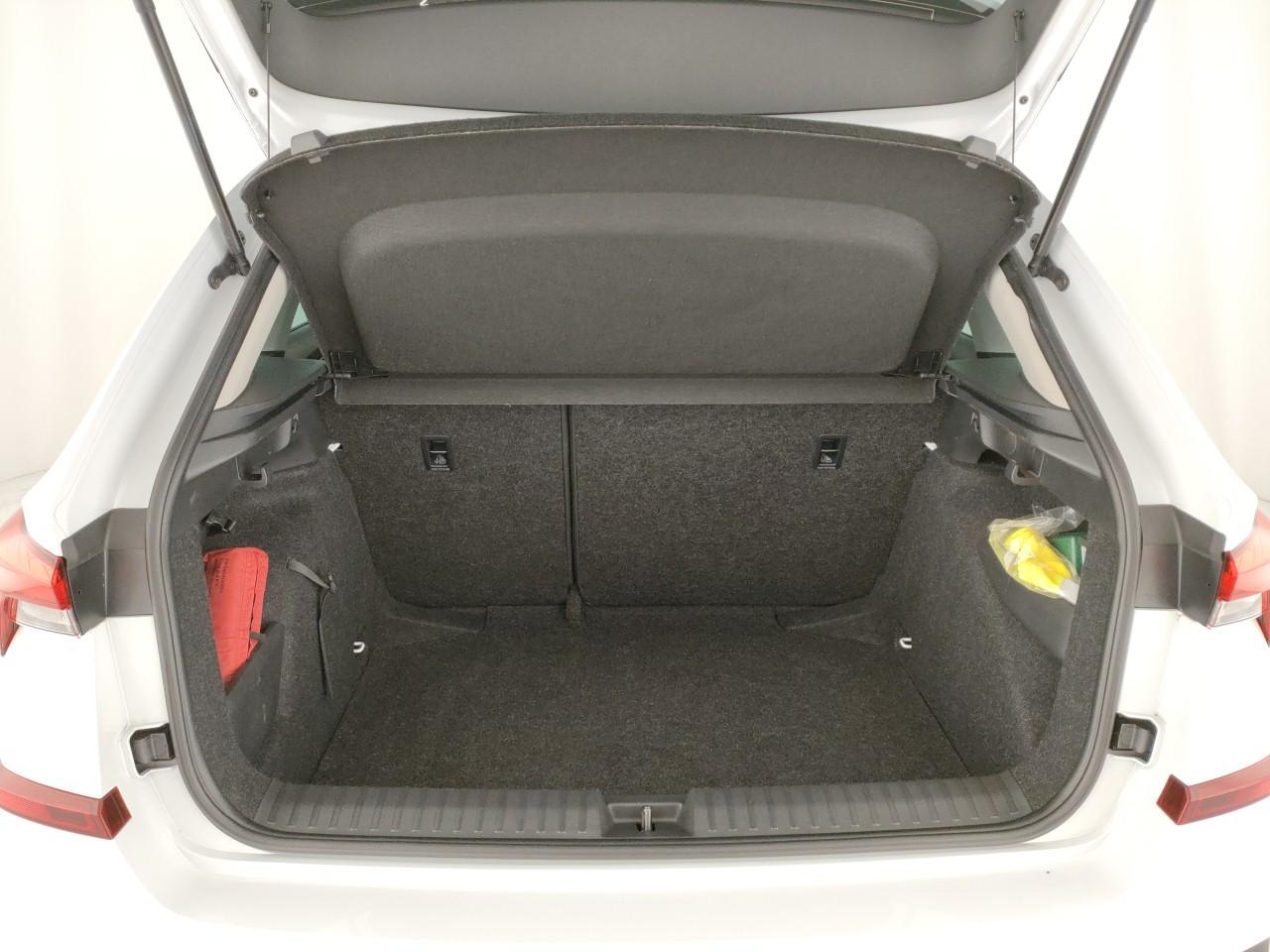 SKODA Kamiq 1.0 tsi Black Dots 95cv