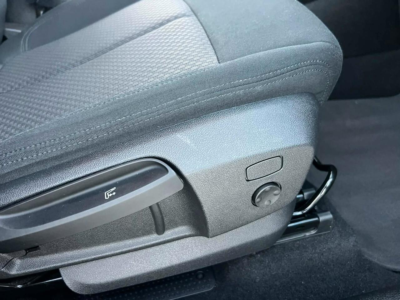 Bmw Serie 2 Gran Tourer -7 POSTI-