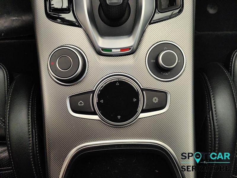 Alfa Romeo Stelvio 2020 2.2 t Veloce Q4 210cv auto