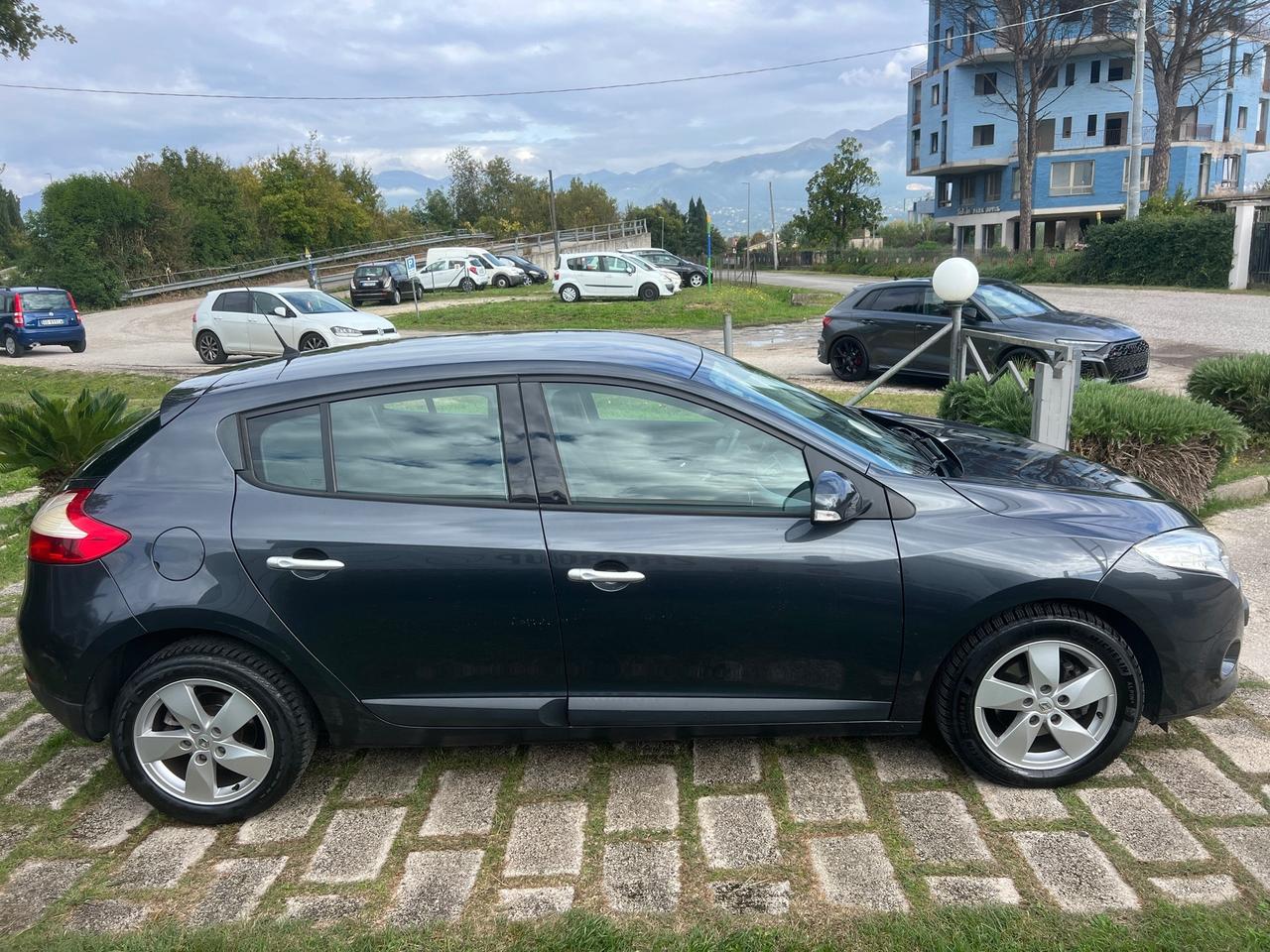 Renault Megane 1.5dCi 110CV 5 PORTE-2010"UNIPRO"