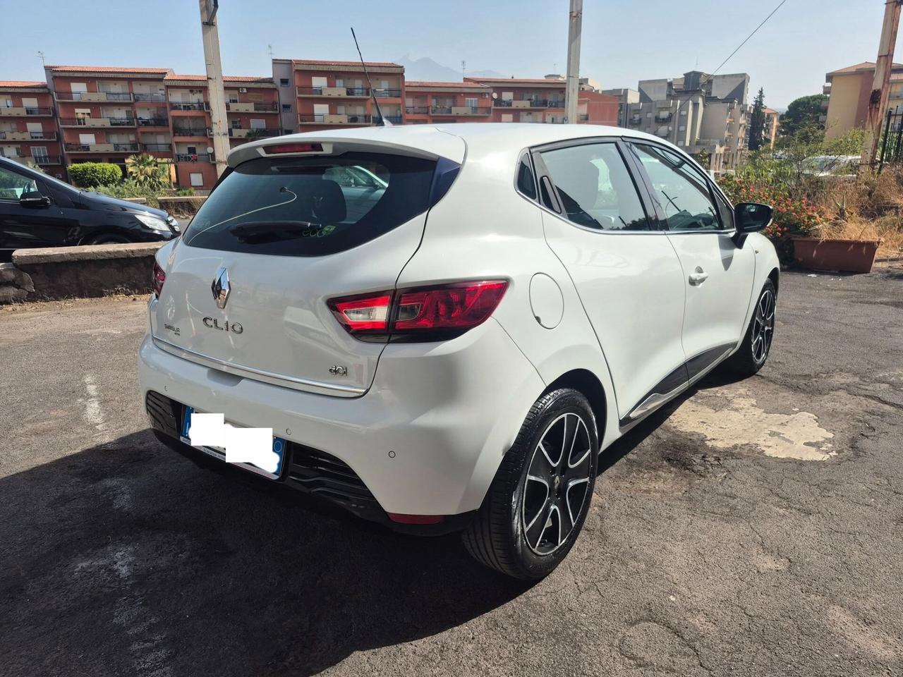 Renault Clio dCi 8V 75 CV Start&Stop 5 porte Energy Duel