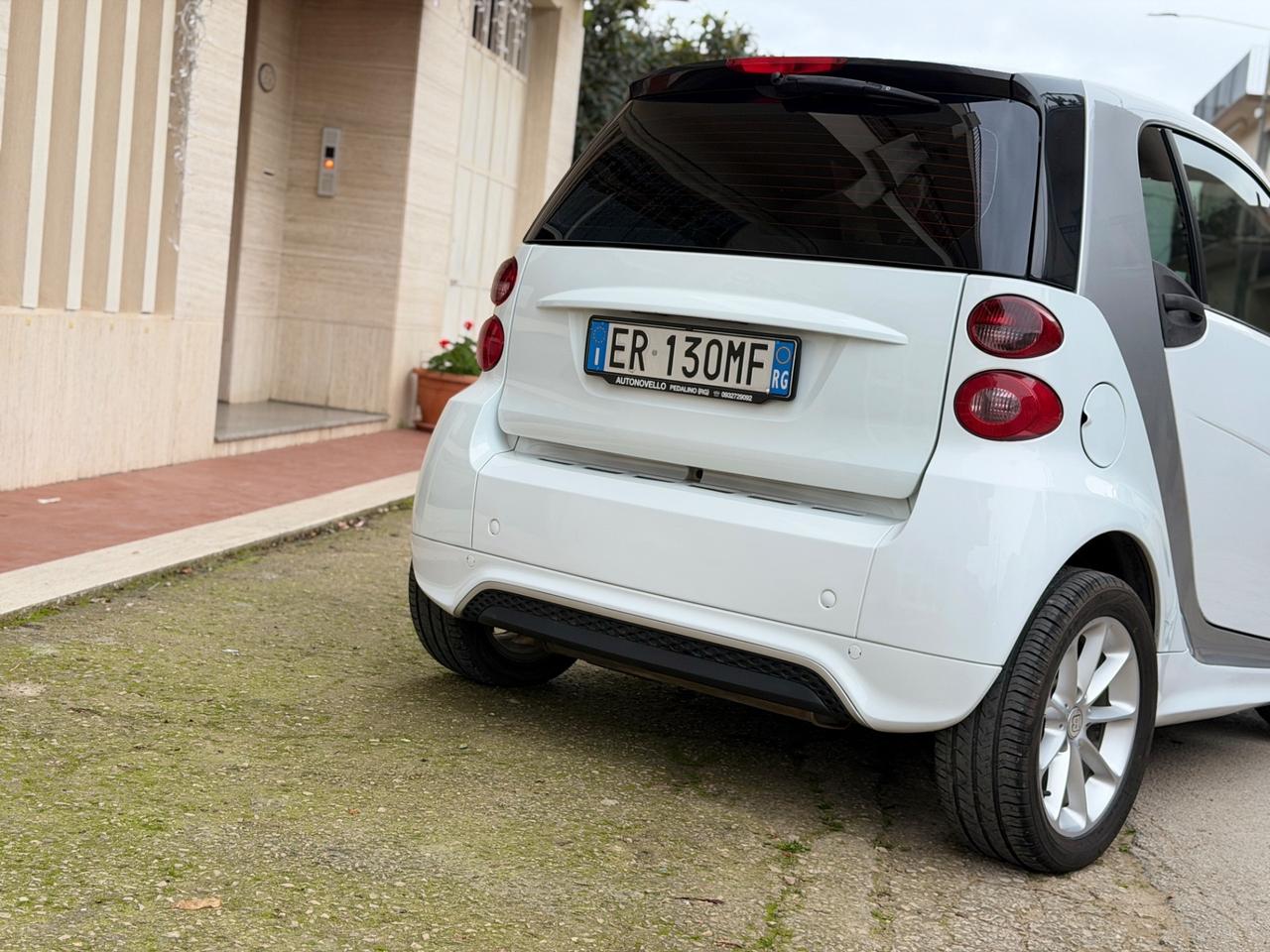 Smart ForTwo 1000 62 kW coupé passion