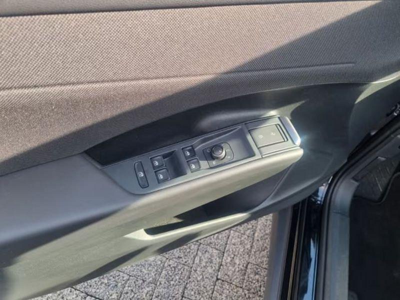 Volkswagen T-Roc Volkswagen T-Roc 1.5 eTSI LIFE 115cv DSG LED NAVI CAMERA
