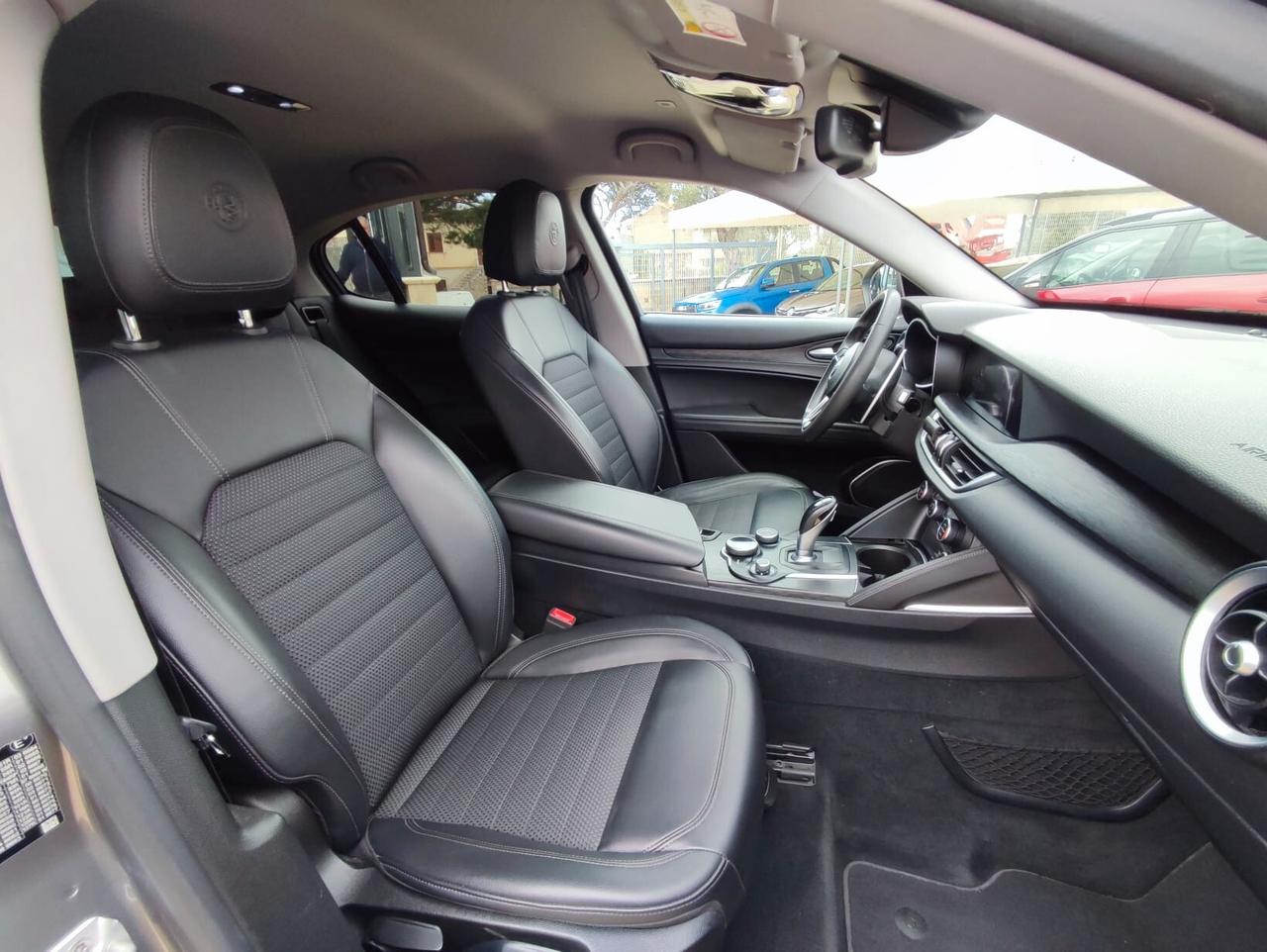 Alfa Romeo Stelvio 2.2 Turbodiesel 190 CV AT8 Q4 B-Tech