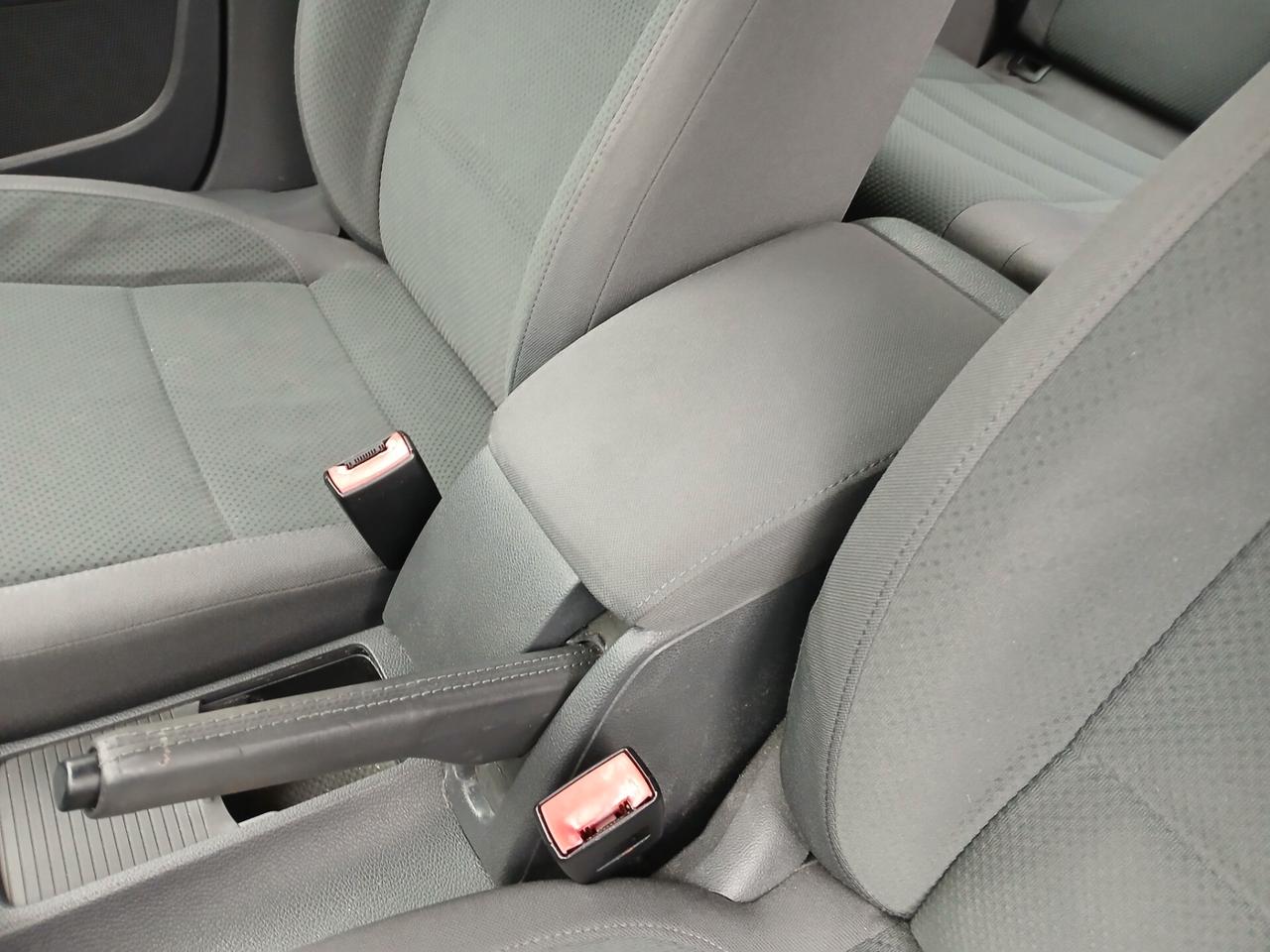 Volkswagen Golf 1.9 TDI 105CV 5P 2004